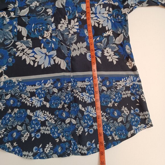 Women's Calvin Klein Blue Hawaiian Button Up Shirt with No Care Tag and No Size - Picture 9 of 12